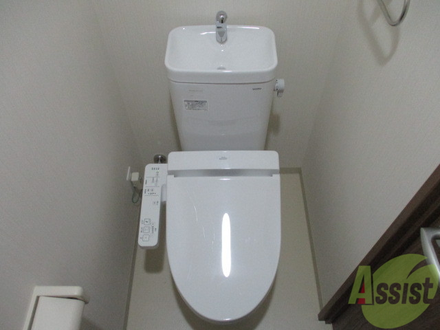 トイレ　ウォシュレットですね。