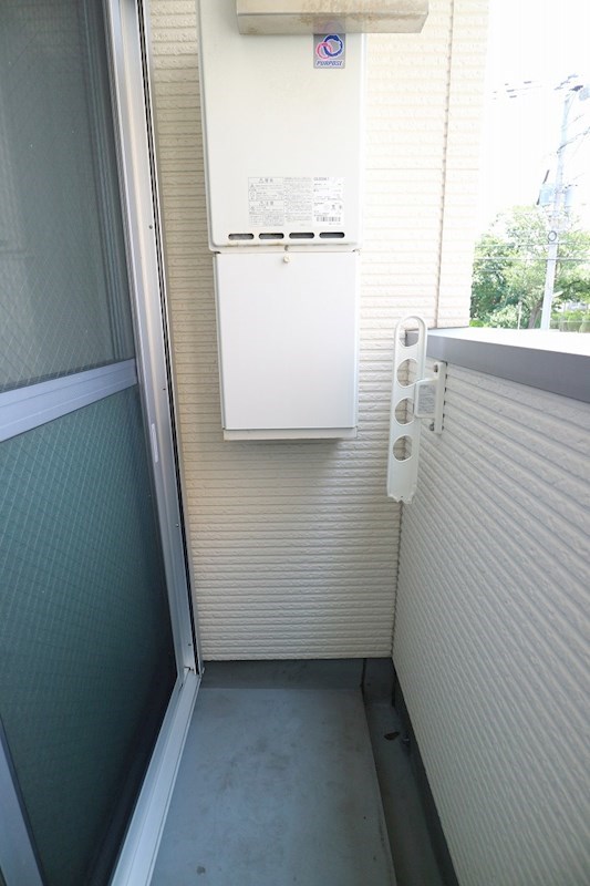 バルコニー　※別号室の参考写真です。