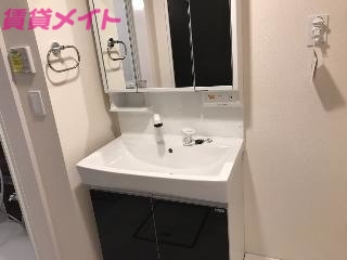 洗面設備　同型タイプ画像