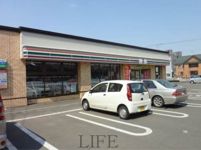 コンビニ　セブンイレブン札幌澄川中央店（コンビニ）まで380m