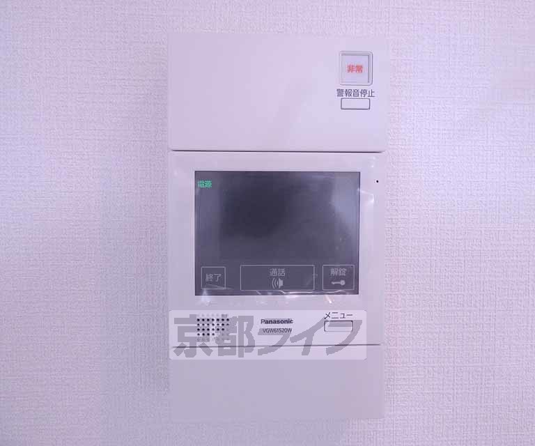 セキュリティ　モニター付きインターホンです。