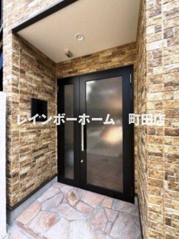 エントランス　同施工会社参考写真