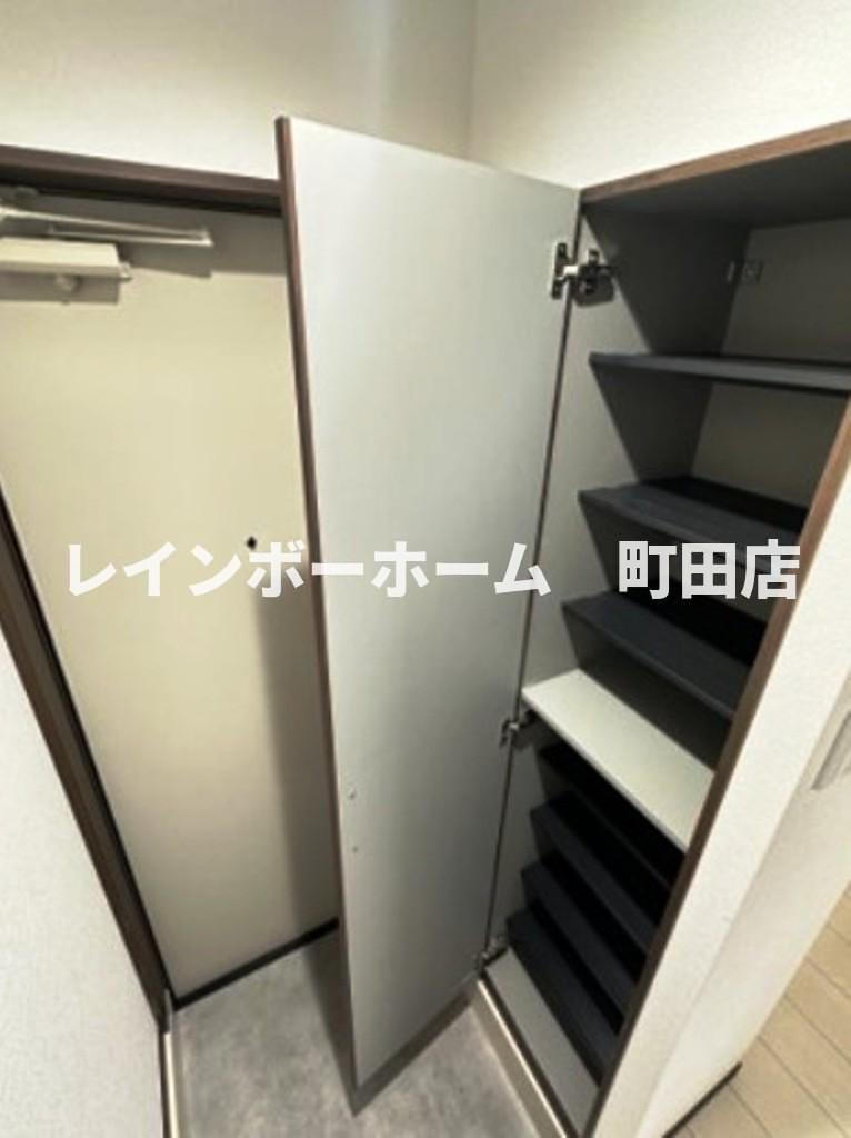 玄関　同施工会社参考写真