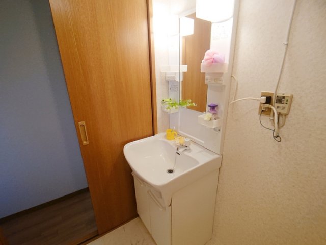 洗面設備　別号室の画像です。ご参考下さい
