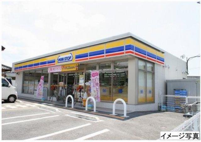 コンビニ　ミニストップ桜井三輪店（コンビニ）まで1704m