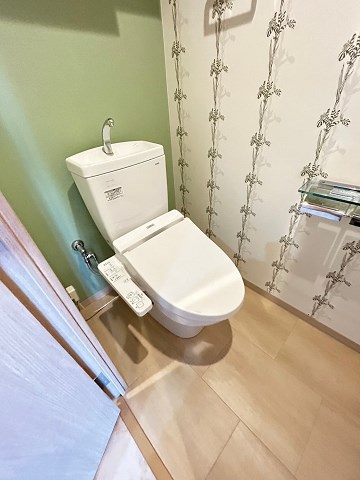 トイレ　落ち着いたトイレです