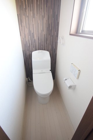 トイレ　トイレもきれいです