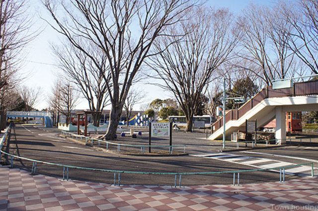 公園　郷土の森公園（公園）まで710m