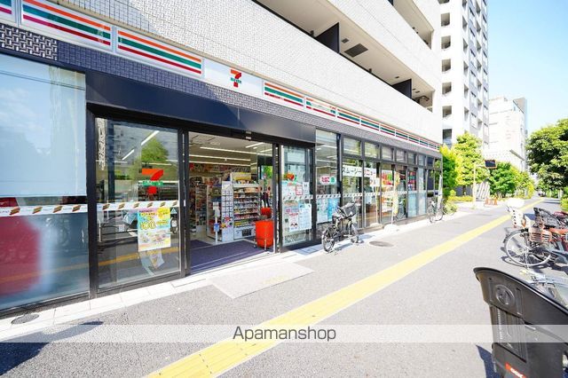 コンビニ　セブンイレブン（コンビニ）まで450m