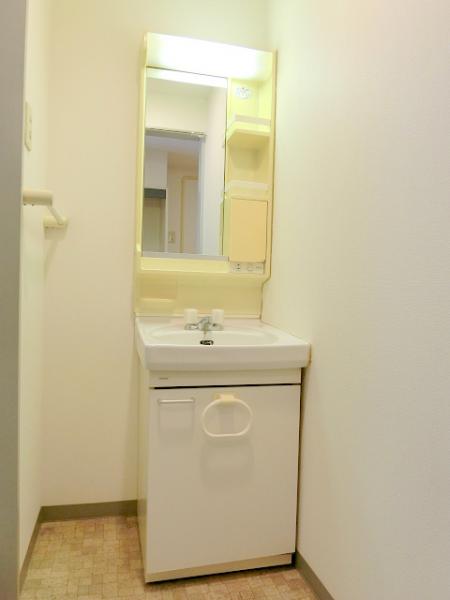 洗面設備　写真は別のお部屋のイメージです