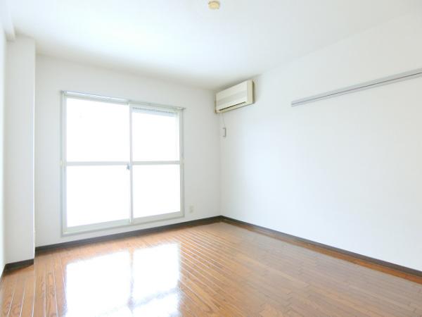 居室・リビング　写真は別のお部屋のイメージです