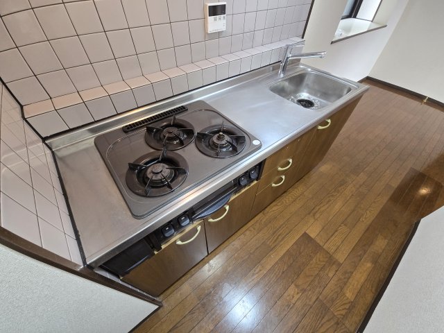 キッチン　新栄Grand　M