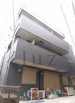 建物外観　大手ハウスメーカー施工のマンションです。