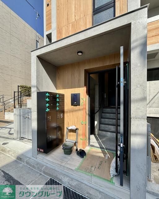 エントランス　部屋探しは株式会社　タウンハウジング　までお気軽にお問合せ…