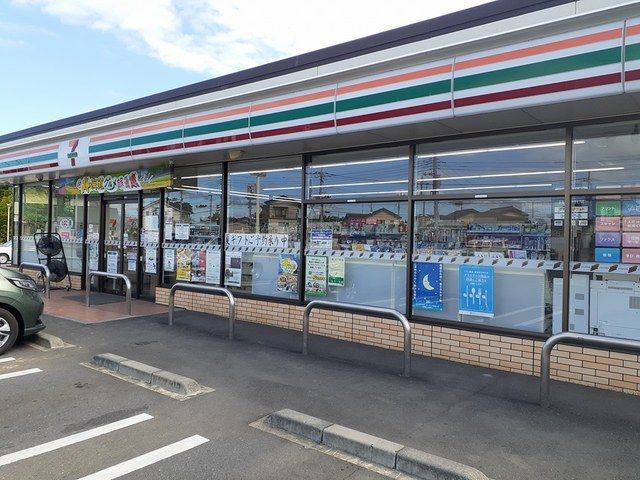 コンビニ　セブンイレブン笠間美原3丁目店（コンビニ）まで419m