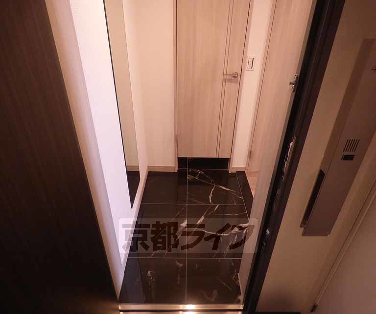 玄関　玄関です。