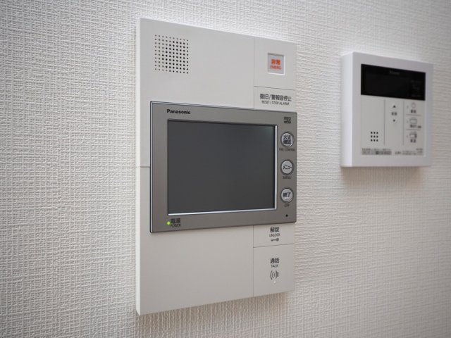 セキュリティ　モニター付きインターホンです