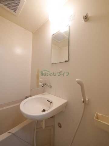 洗面設備　別部屋の参考写真で御座います。