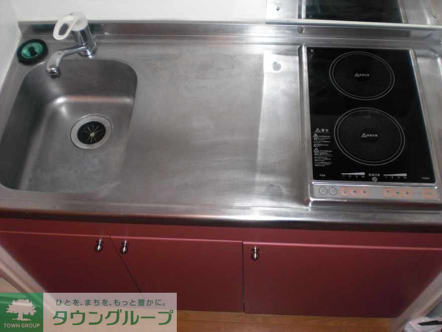 キッチン　形状に関しましては現況優先とします。