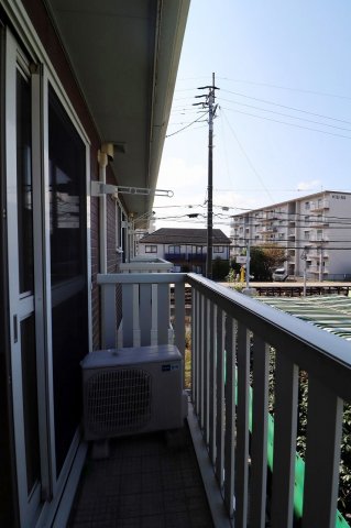 バルコニー　お洗濯にも便利なバルコニー付き