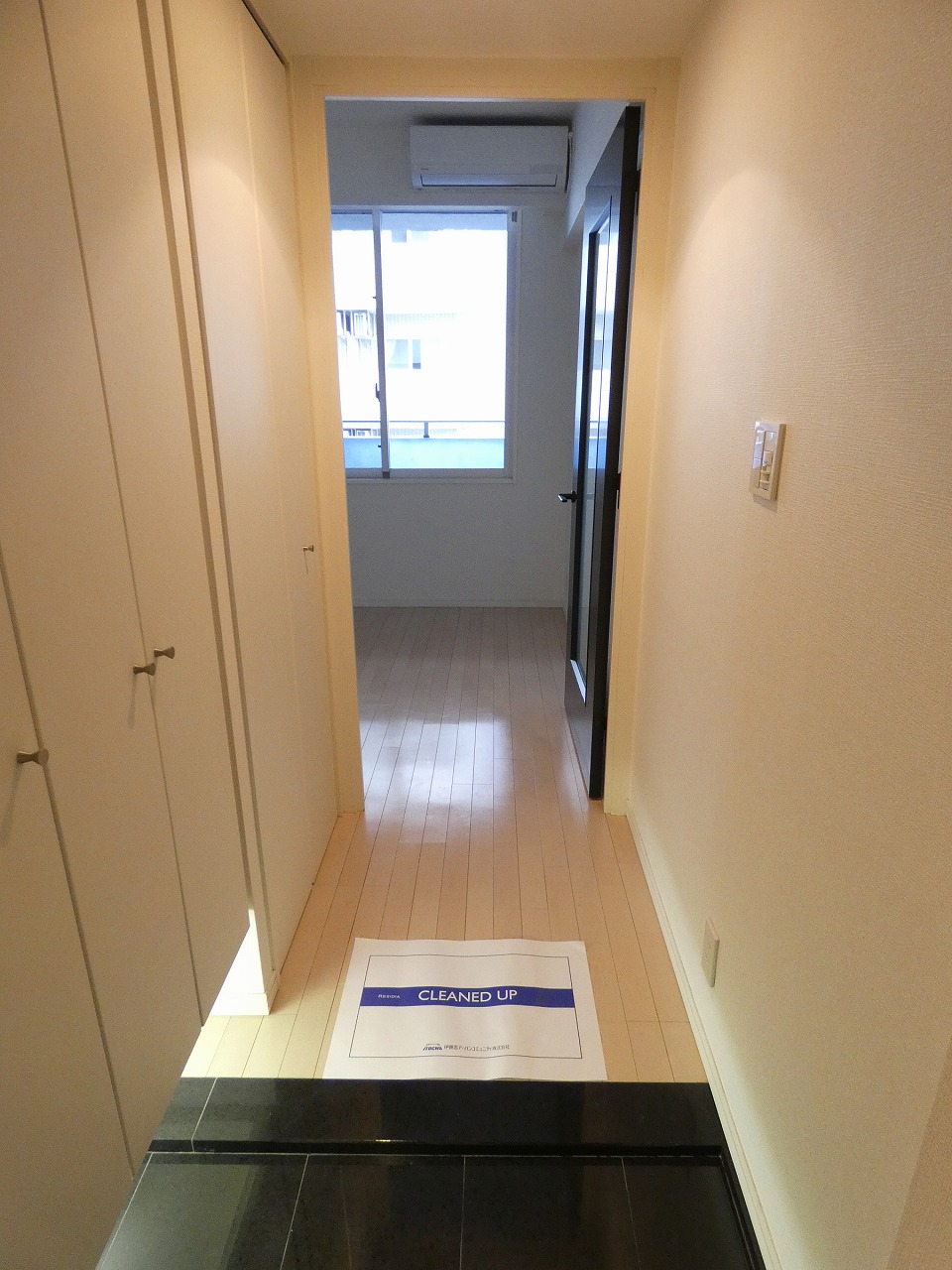 玄関　玄関※別部屋参考写真