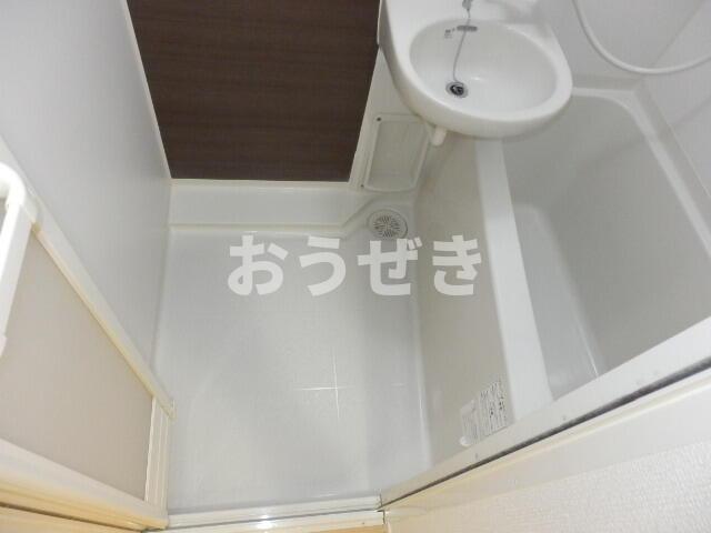 バス・シャワールーム　?