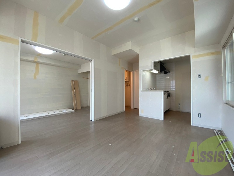居室・リビング　広くてキレイなお部屋が広がっていて、充実した生活が送れそう。
