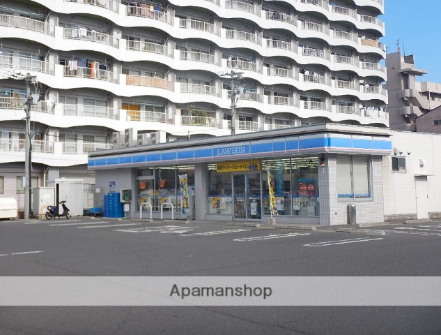 コンビニ　ローソン唐湊新川店（コンビニ）まで317m