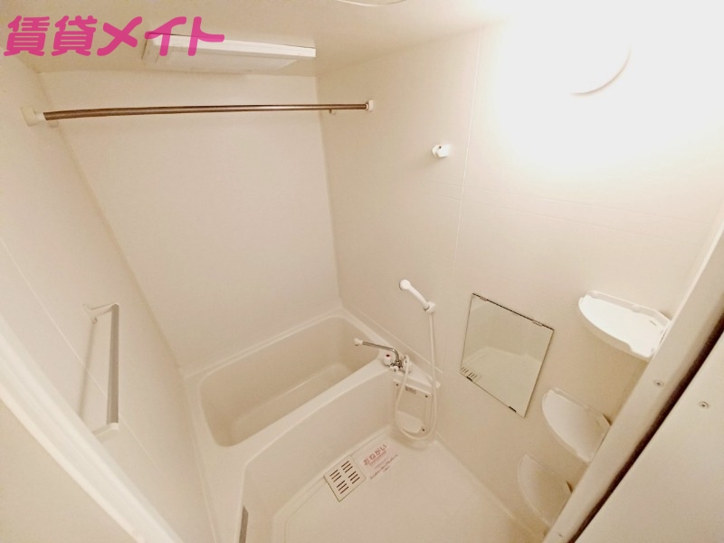 バス・シャワールーム　別部屋参考写真です