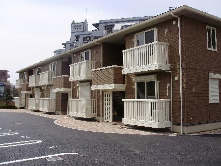 建物外観　日当たりもばっちりですね！