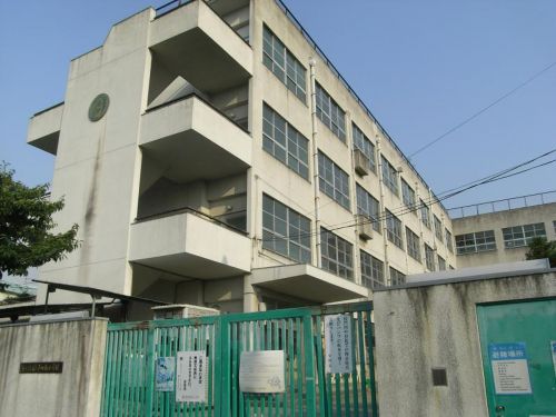 小学校　英田南小学校（小学校）まで545m