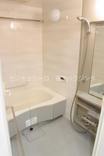 バス・シャワールーム　浴室暖房・乾燥つき！