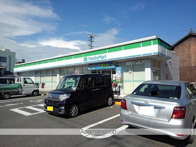 コンビニ　ファミリーマート坂出文京町店（コンビニ）まで1600m