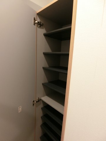 収納　他のお部屋の参考写真となります。