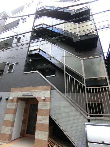 建物外観　新丸子駅徒歩4分♪