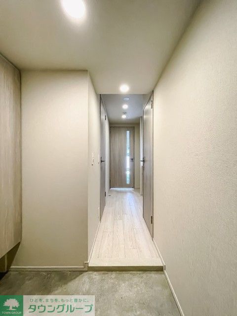 玄関　※写真は同タイプ住戸です。