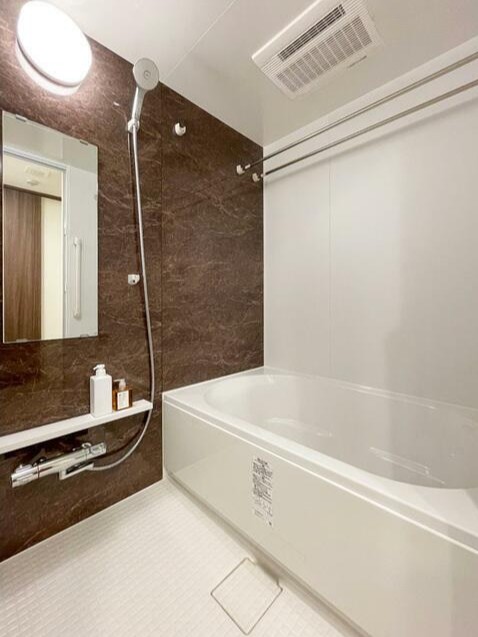 バス・シャワールーム