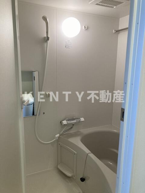 バス・シャワールーム　きれいなお風呂です
