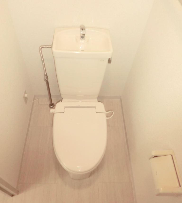 トイレ　※別部屋参考写真☆温水洗浄便座付トイレ☆