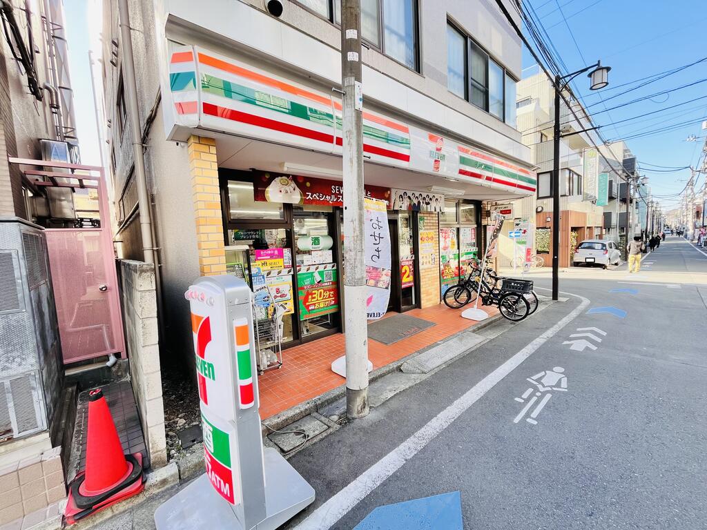 コンビニ　セブンイレブン杉並井草2丁目店（コンビニ）まで69m
