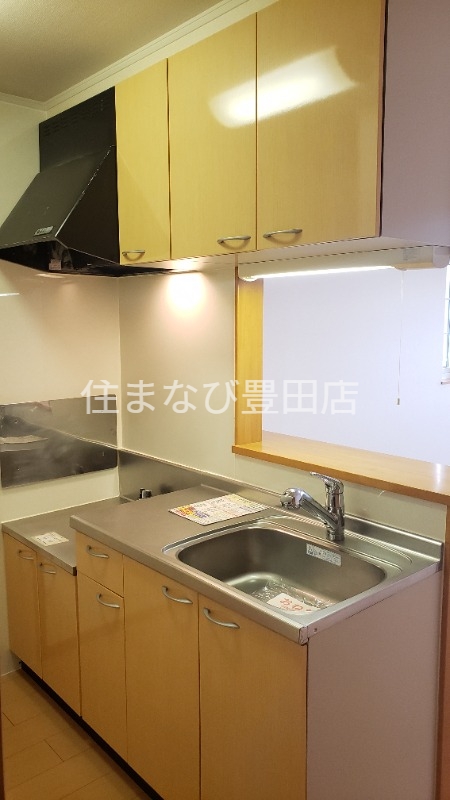 キッチン　同型別部屋写真