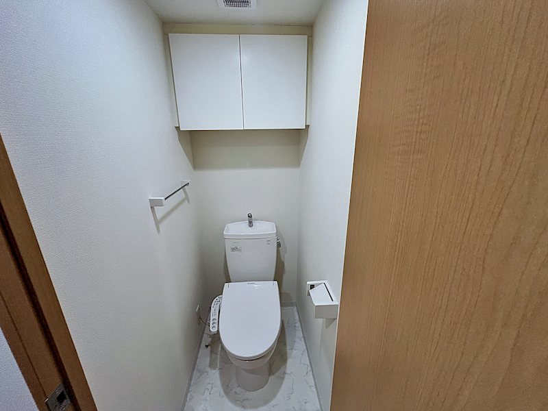 トイレ　※別部屋の写真です