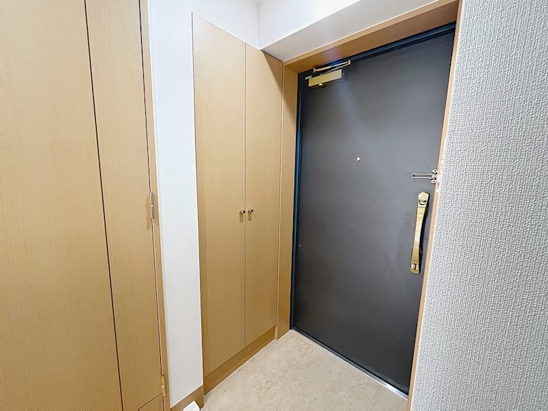 玄関　※別部屋の写真です