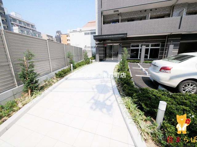 エントランス　共用部の印象も大切に