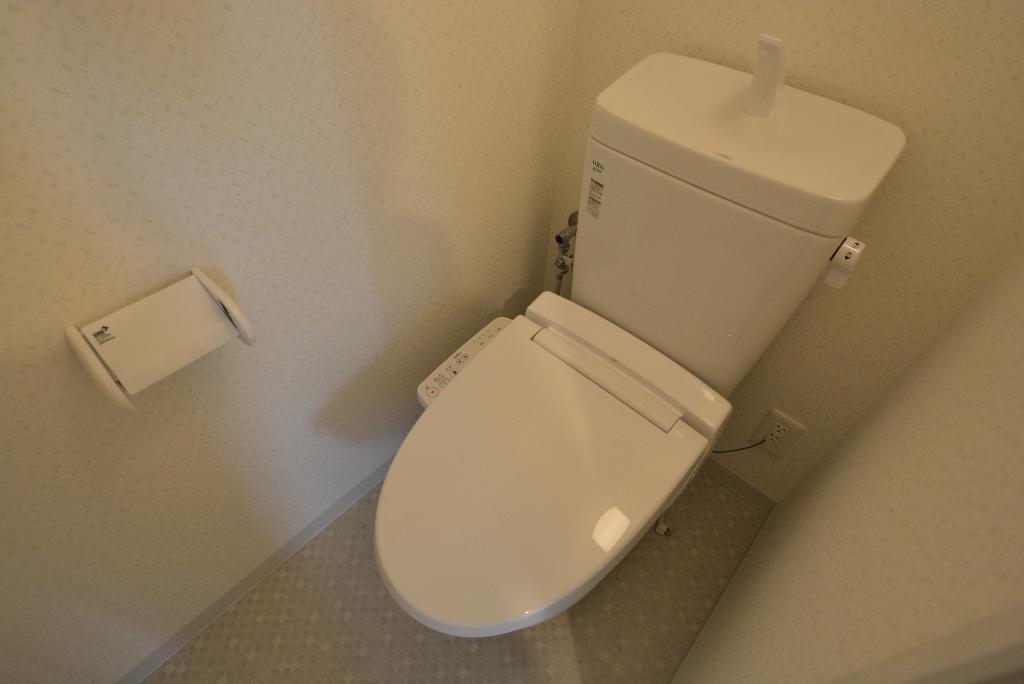 トイレ　シャワー付トイレ