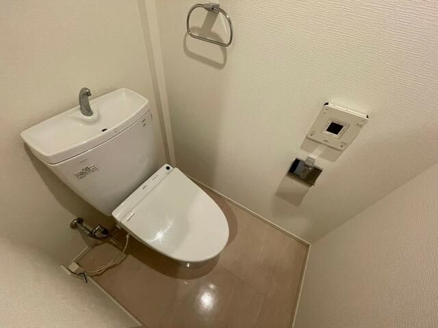 トイレ　他号室参考写真