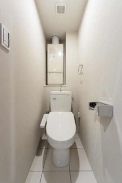 トイレ　写真は同タイプ住居です