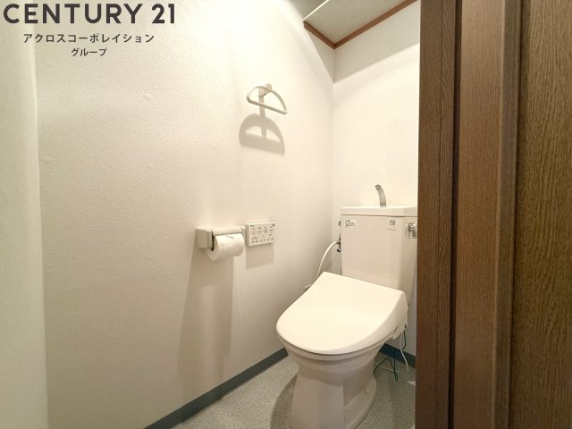 トイレ　シンプルで使いやすいトイレです♪