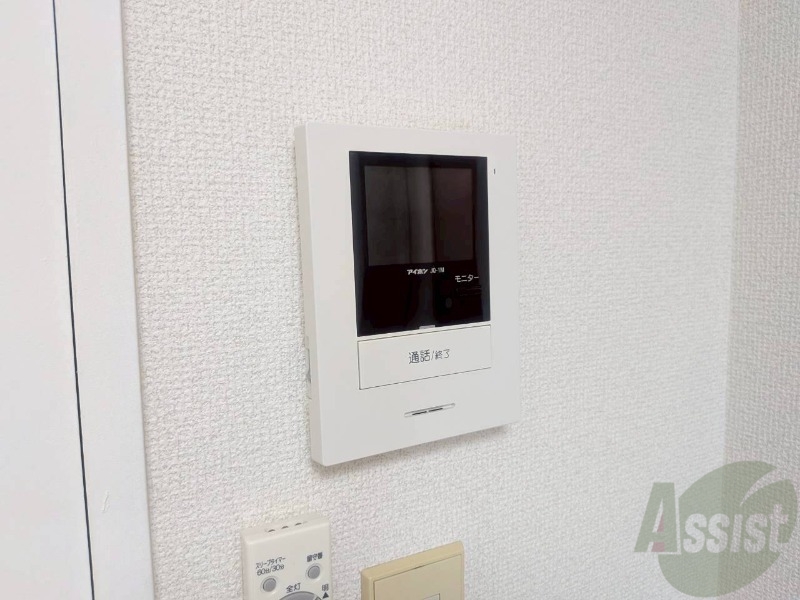その他設備　ＴＶモニター付インターホンです。来客者の顔が見えるので安心！