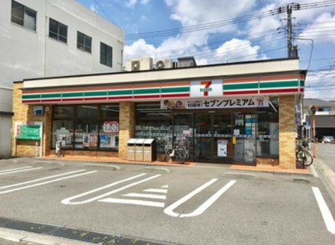 コンビニ　セブンイレブン 横浜浦島町店（コンビニ）まで340m